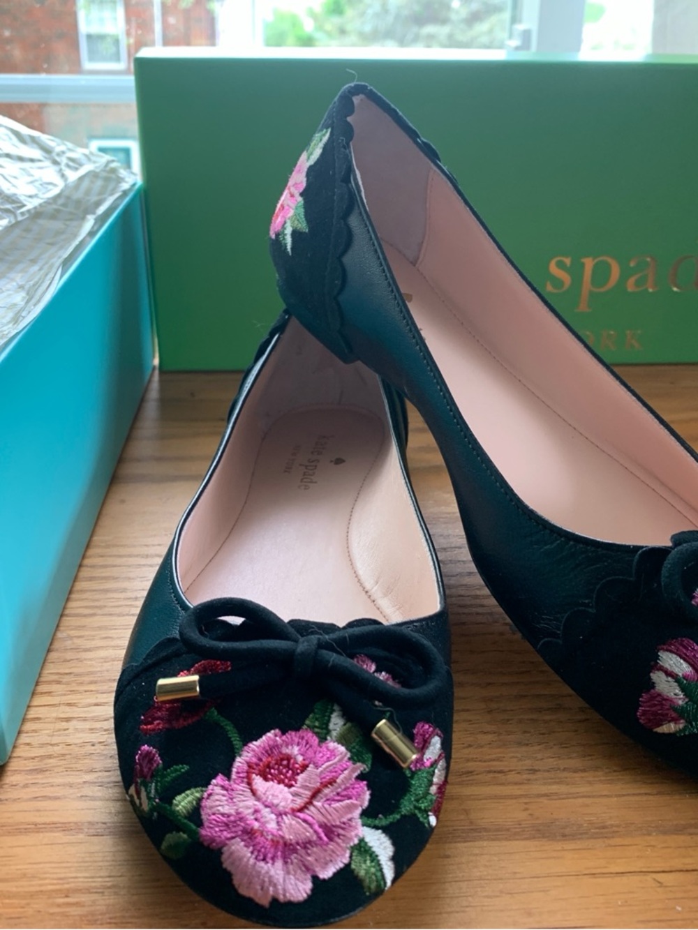 kate spade Wilton Black Floral Embroidered Bow Ballet Flats